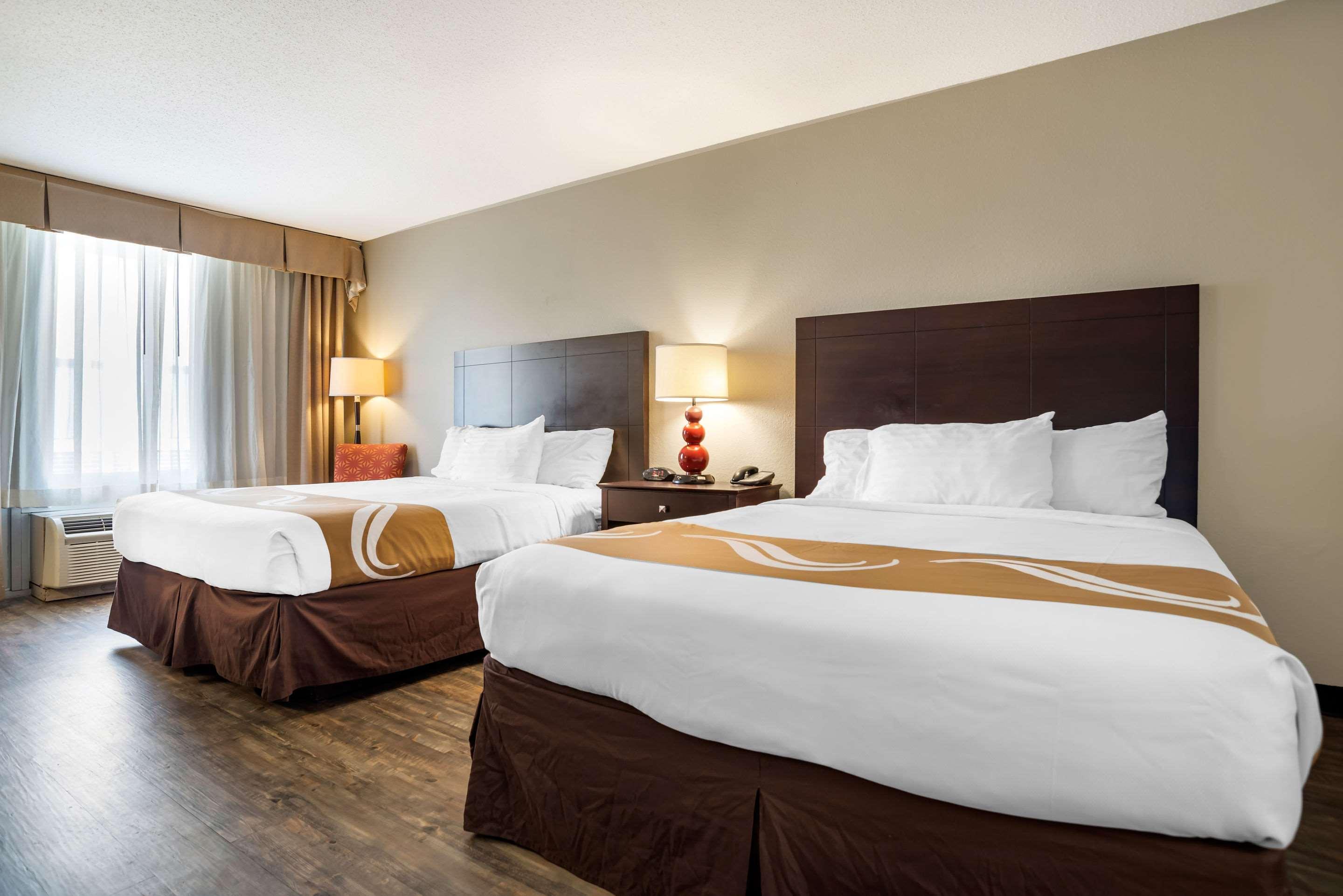 Quality East I-12 Inn 3*